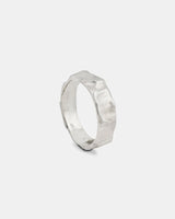 LMJ Drift Ring in silver – rugged, undulating surface for an elemental finish