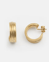 LMJ Layer Hoops in gold – refined hoops with linear engraved detail