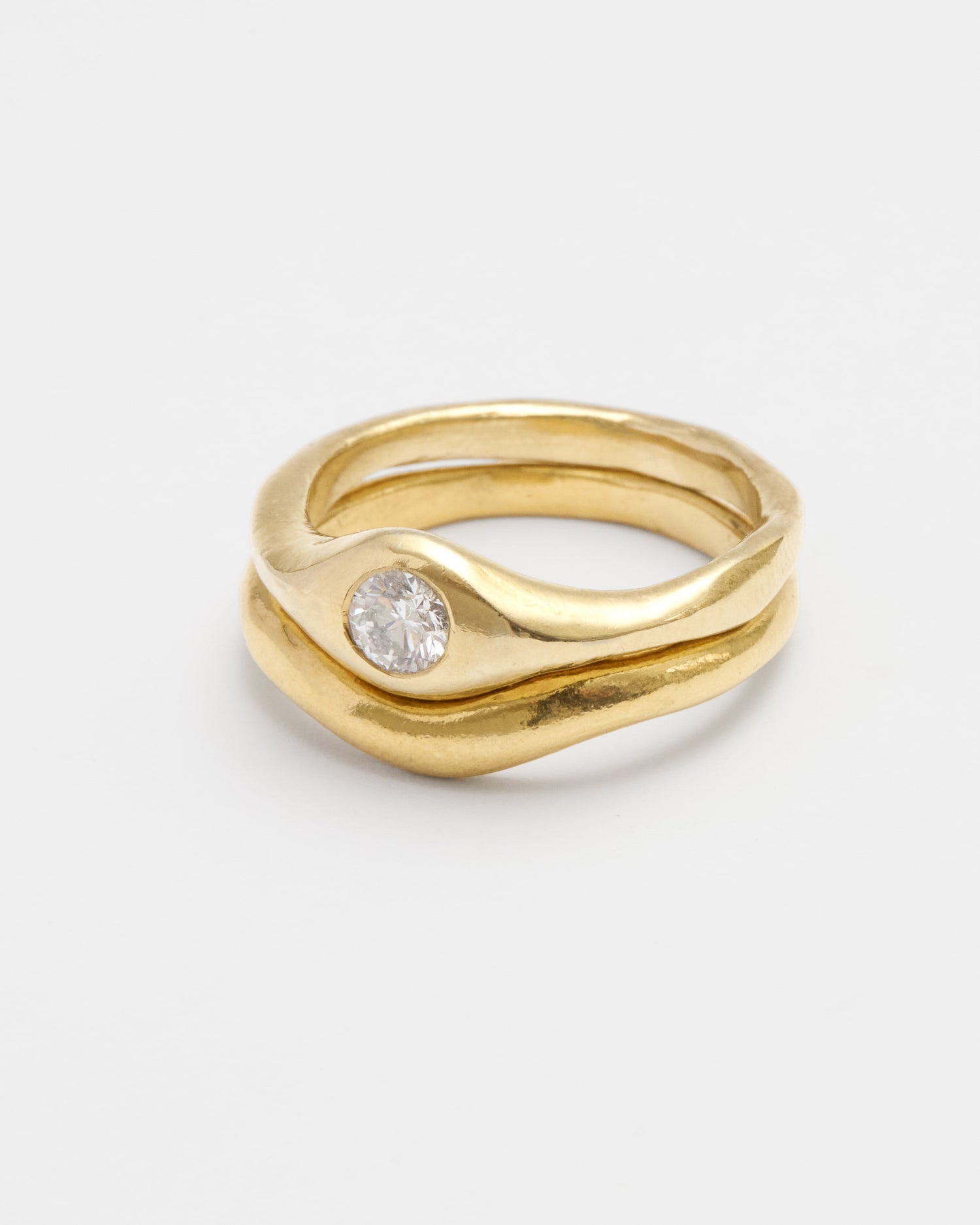 Curve Wedding Band