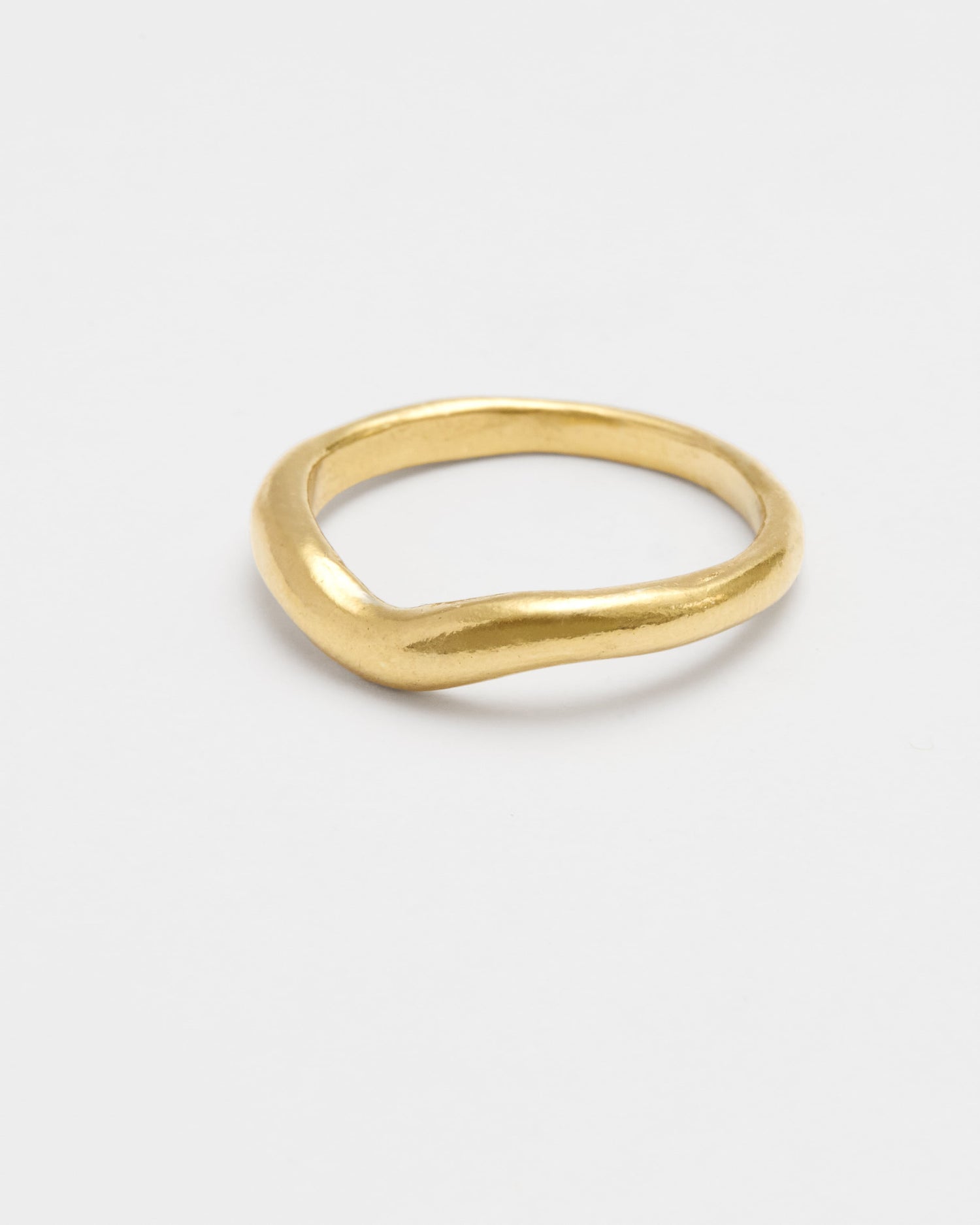 Curve Wedding Band