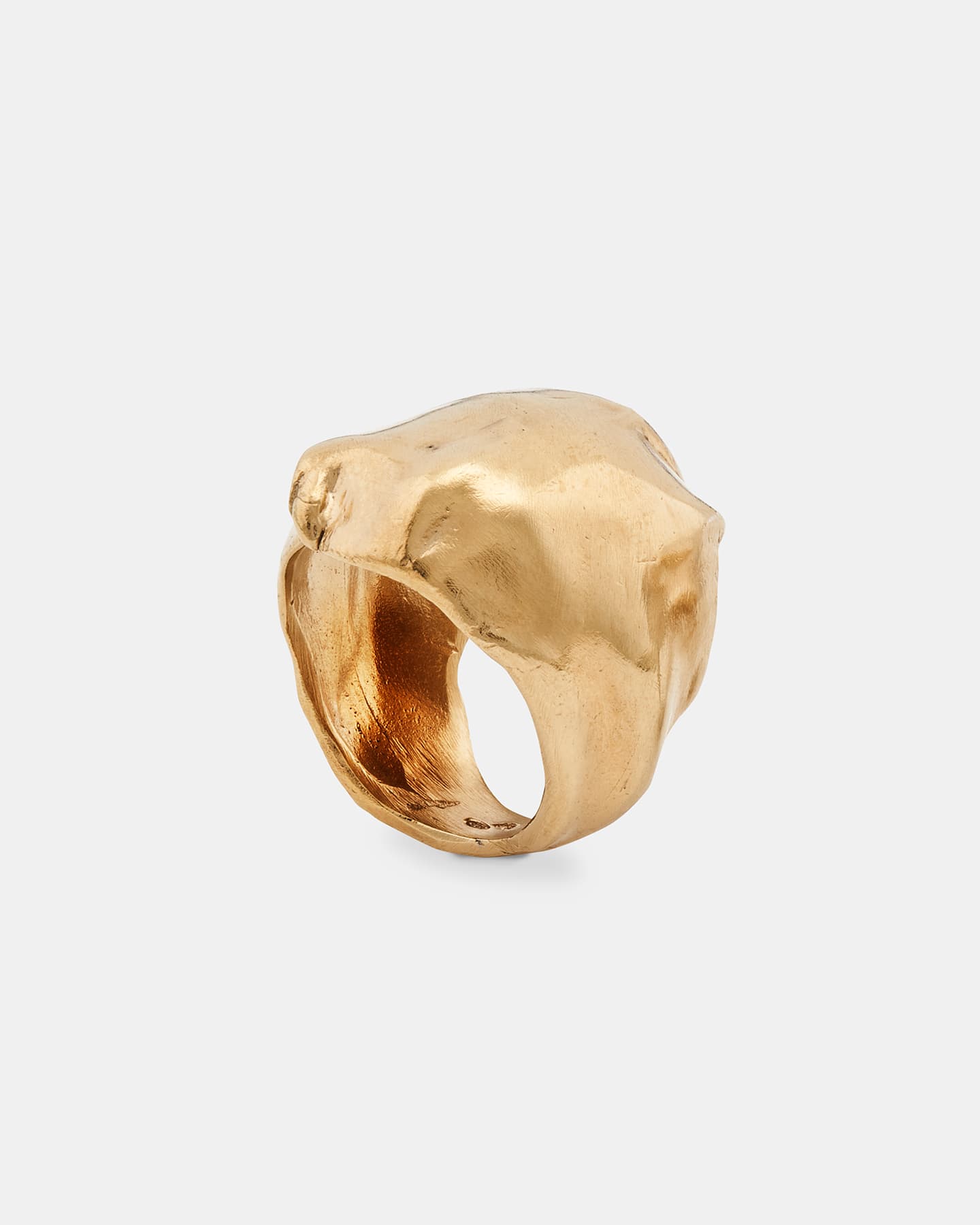 LMJ Balloon Ring in gold - fluid, rounded design from side angle