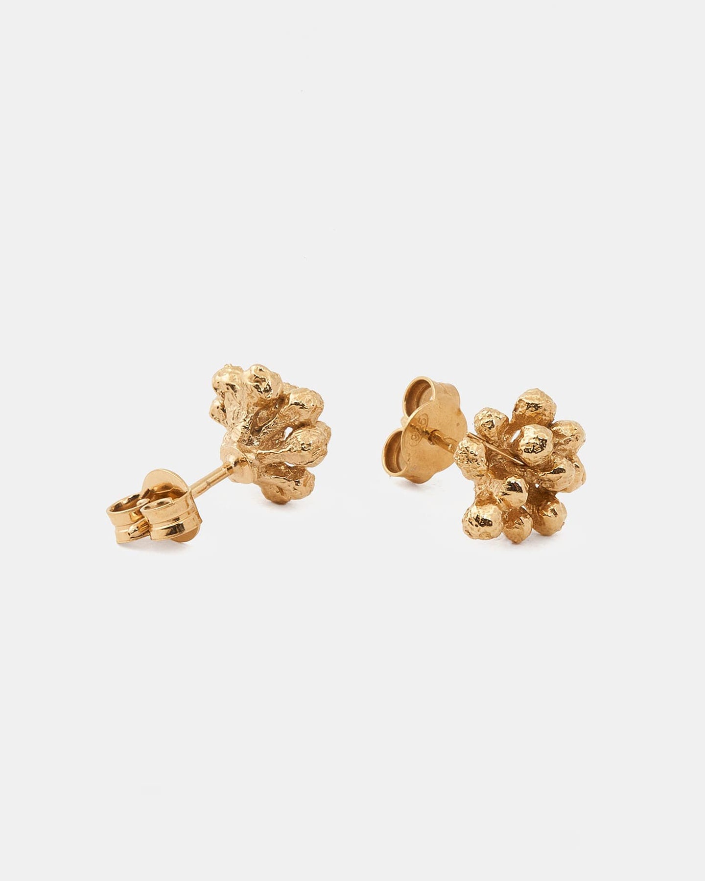 LMJ Bouquet Mini Earrings in gold with textured floral buds