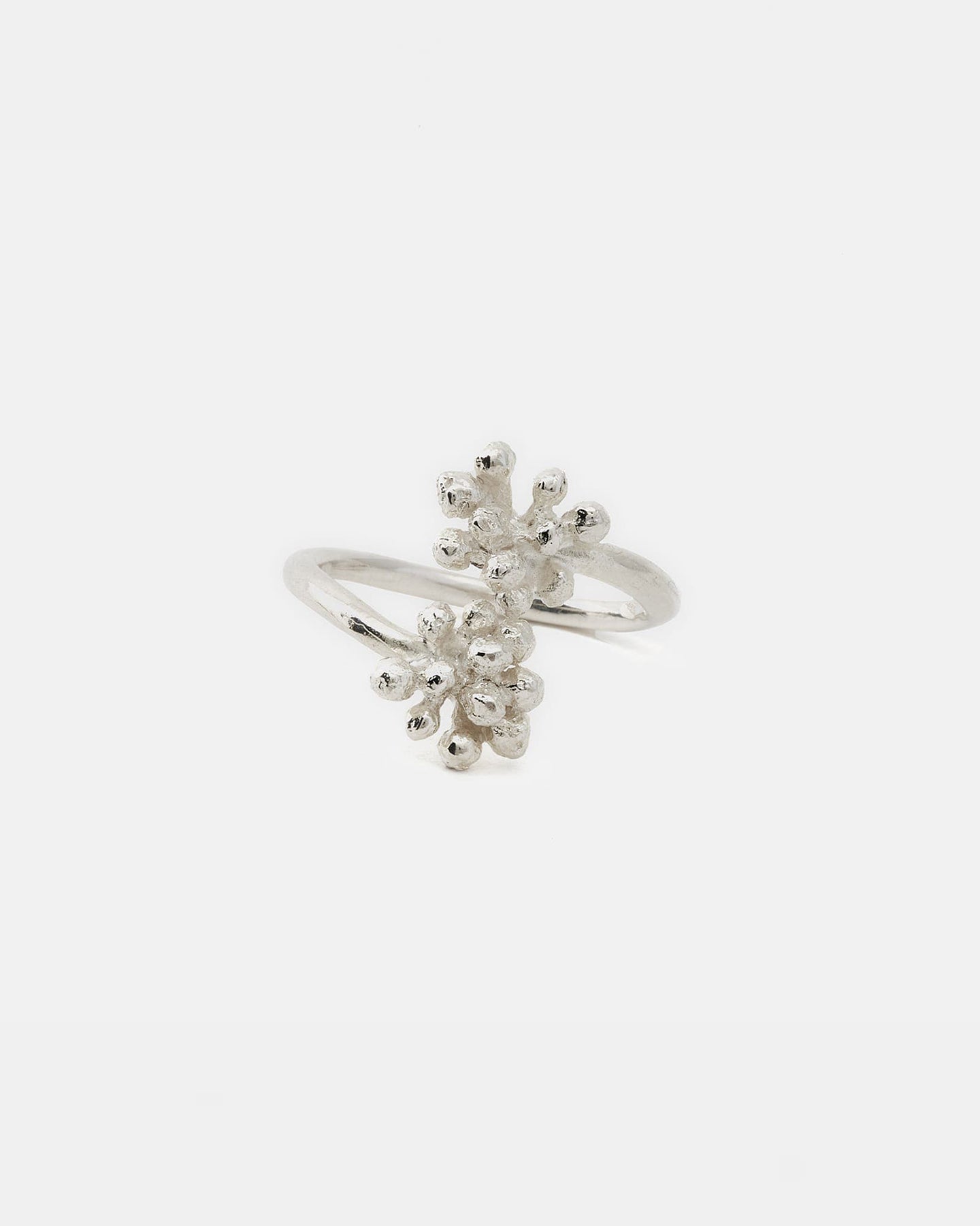 LMJ Bouquet Ring in silver featuring double floral elements