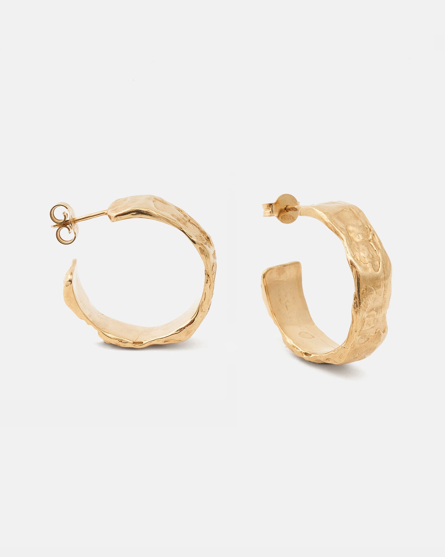 LMJ hand-sculpted ring in gold finish on a white background