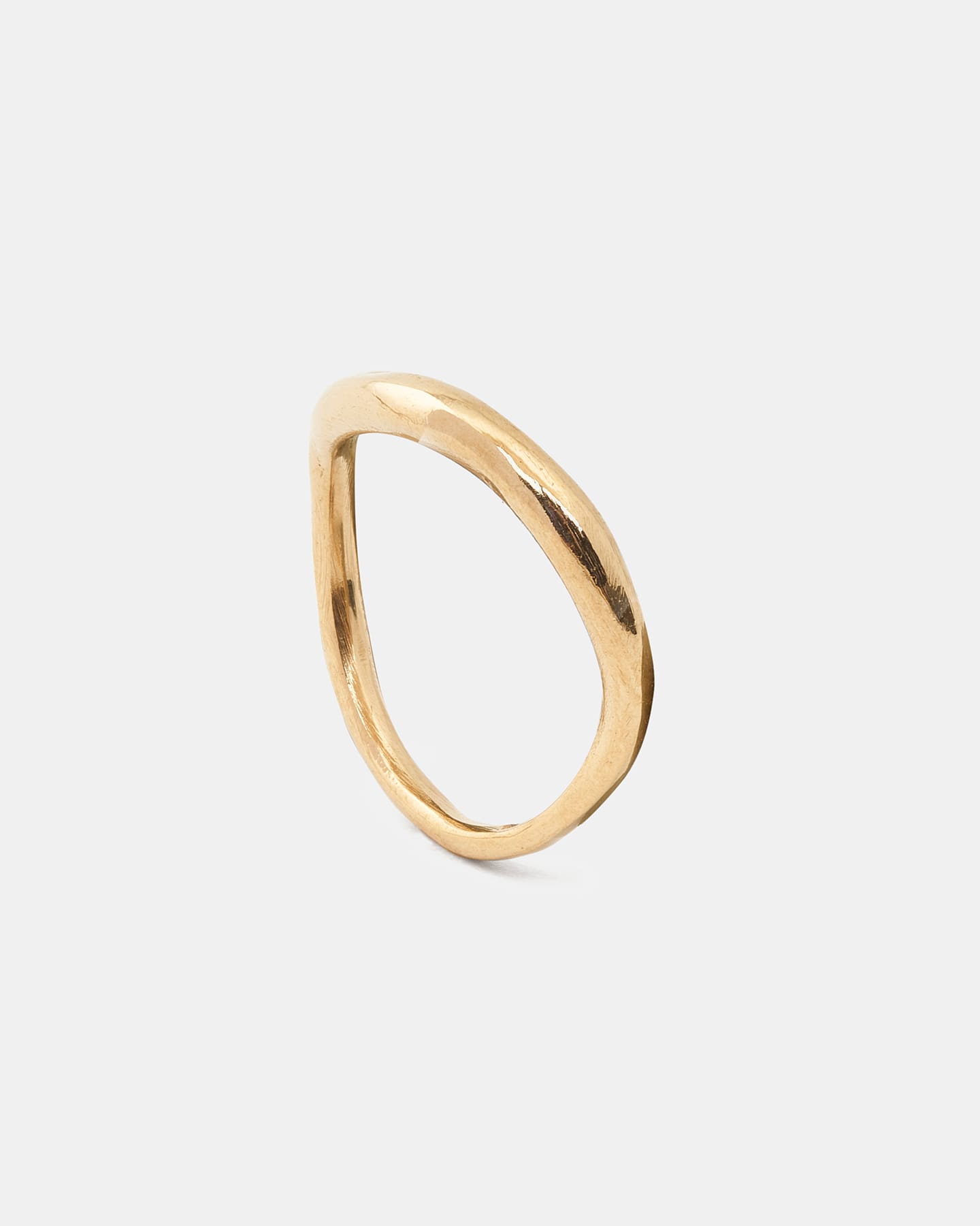 LMJ Hollow Ring in gold finish